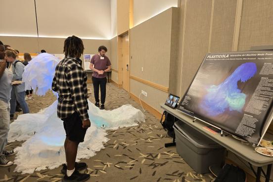 PLASTICOLA : Interactive Art Machine Made From Plastic Waste