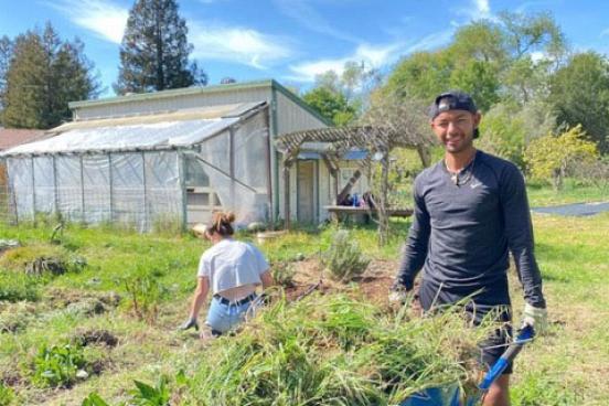 Santa Rosa Garden Club Recipient Edgar Munoz Corona