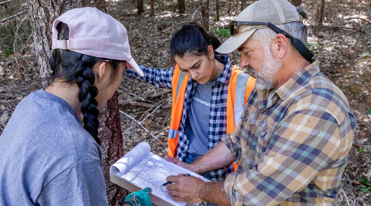 Students working with experts on Galbreath Preserve