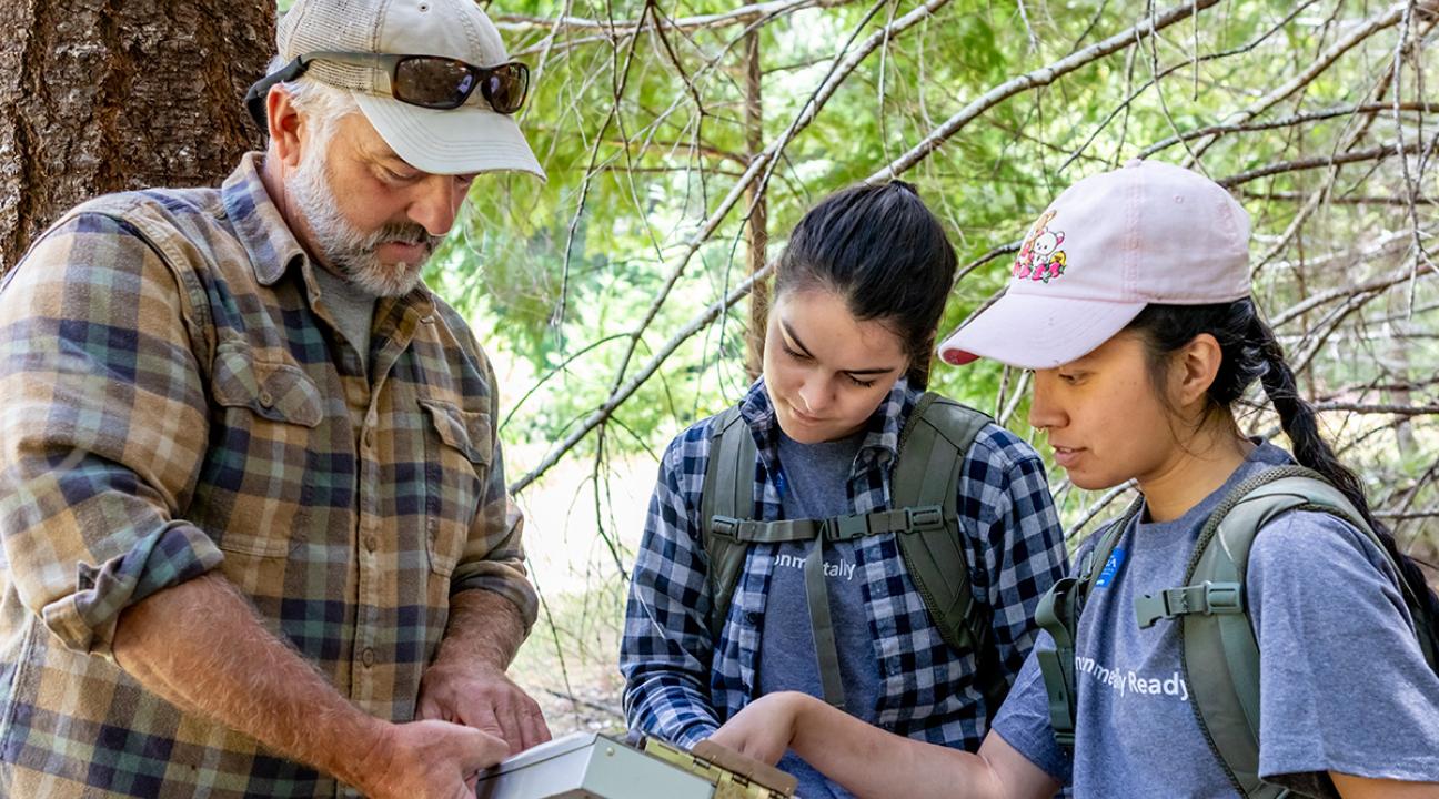 Students working with experts on Galbreath Preserve