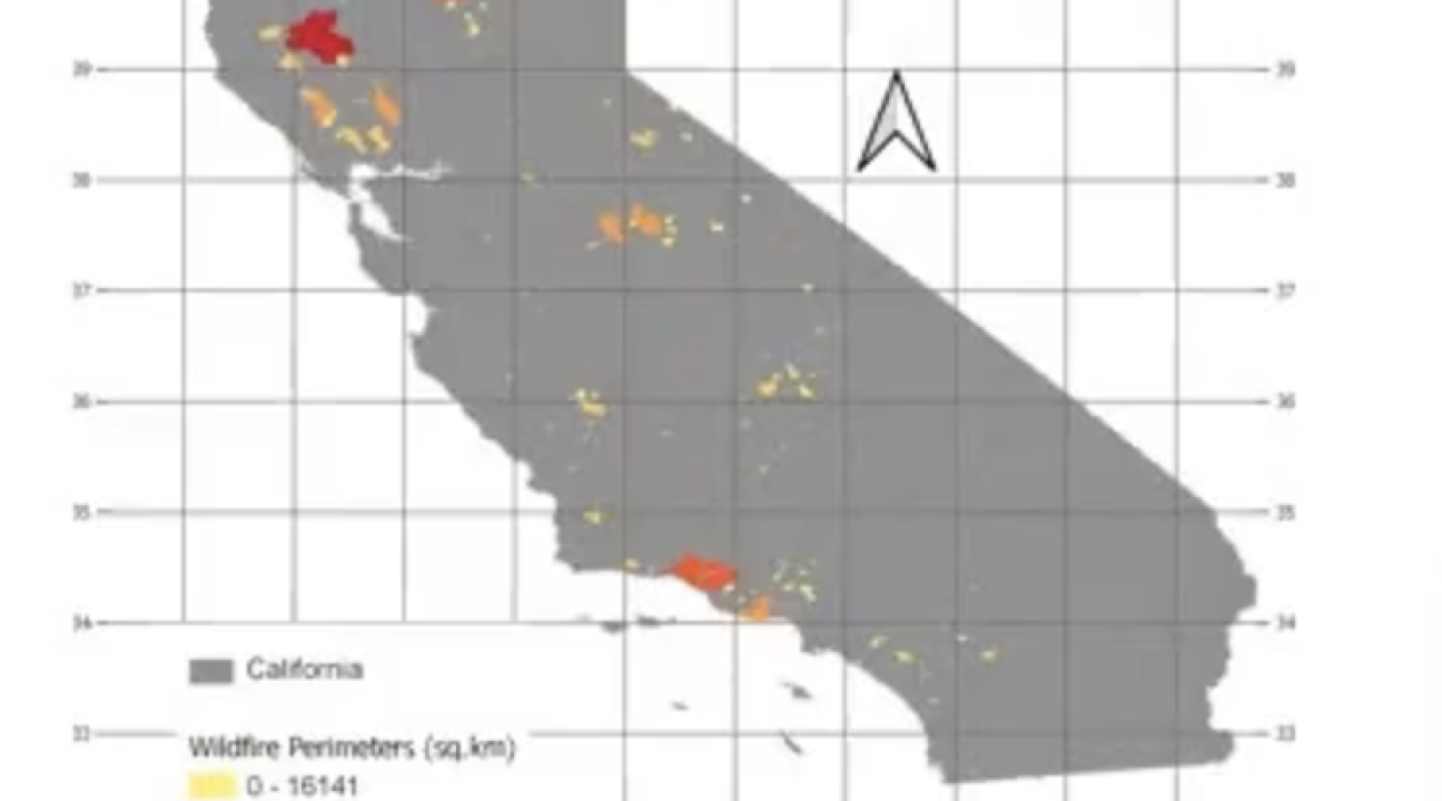 Map of California with red gradient indicating burned areas